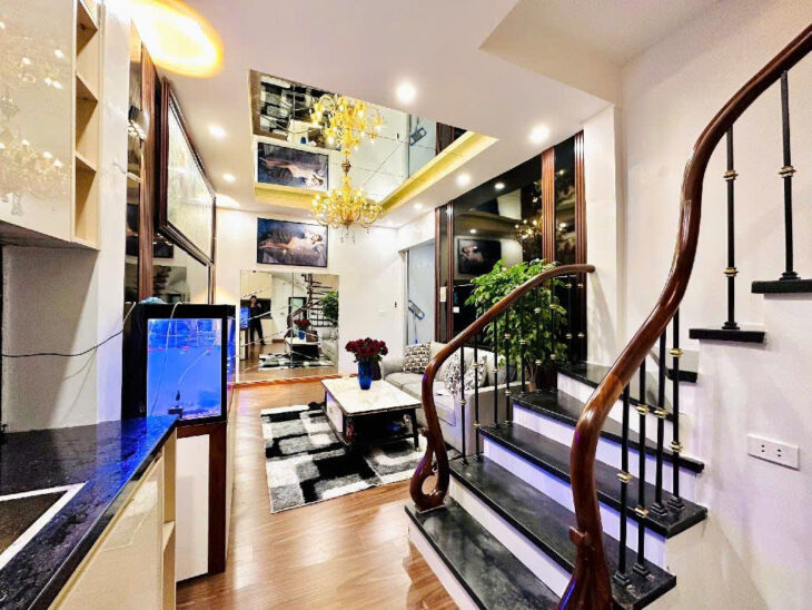 B*ÁN NHÀ ĐẸP THƯỢNG THANH – LONG BIÊN DT 58M 3 THOÁNG ,4T GIÁ NHỈNH 6 TỶ CÁC BÁC A;O E NGAY ĐỂ