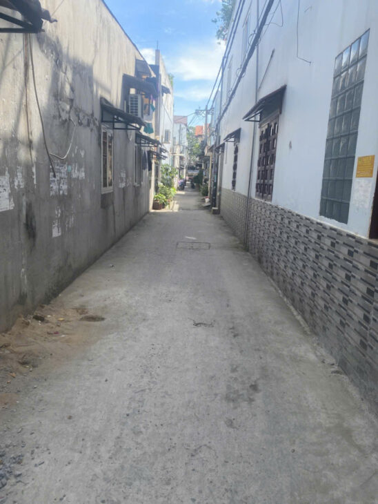 CHỈ 4.5 TỶ CÓ NHÀ HẺM PHẠM THẾ HIỂN, P6Q8 DIỆN TÍCH: 70M2 NỞ HẬU (2 TẦNG)