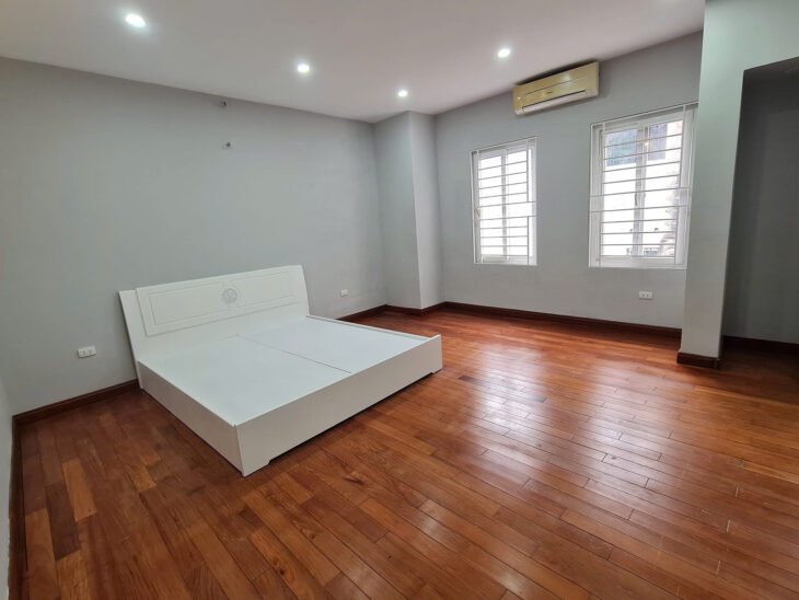 Bán Nhà Đống Đa Trung Liệt Ngõ rộng thông thoáng gần phố nhà đẹp ở ngay DT 52m giá 15,5 tỷ