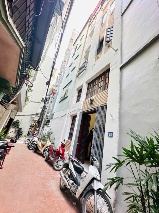 B.ÁN NHÀ 138 GIÁP BÁT VỊ TRÍ ĐẸP – NHÀ ĐẸP – TIỆN ÍCH BẠT NGÀN