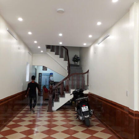 BÁN NHÀ 2T LÔ GÓC PHƯỜNG KỲ BÁ, DIỆN TÍCH 72M GIÁ CHỈ 5.23 TỶ