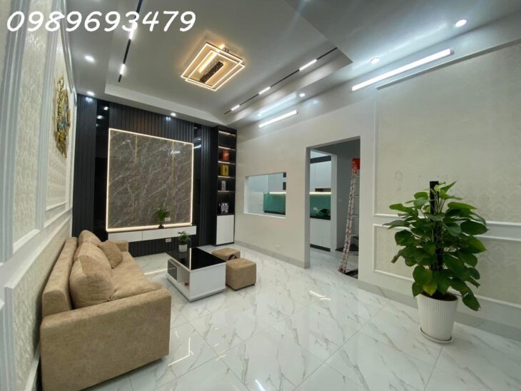 Một căn duy nhất đường Láng, Đống Đa, Ở đằng cấp, tặng 100% nội thất, 40m, 4t, giá 6.25 tỷ.