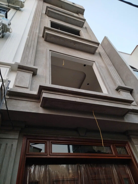 Bán nhà Đại Tự ô tô đỗ cửa 32m, 5 tầng, giá chào 4.9 tỷ