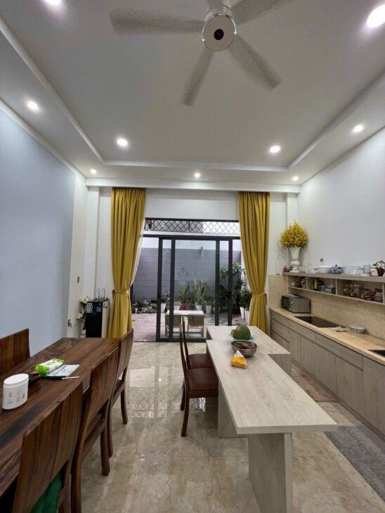 BÁN NHÀ HẺM XE TẢI LÊ TRỌNG TẤN, BÌNH TÂN, 4 TẦNG, CHỈ 7x TY