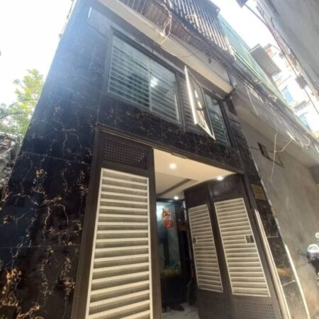 Bán nhà Khương Trung giá 3.4 tỷ, diện tích 30m2, 3 tầng, mặt tiền 4m