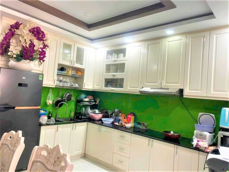 Bán nhà Nguyễn Duy Dương Quận 10, 4×15 sát mặt tiền 3 tầng chỉ 5.3 tỷ.