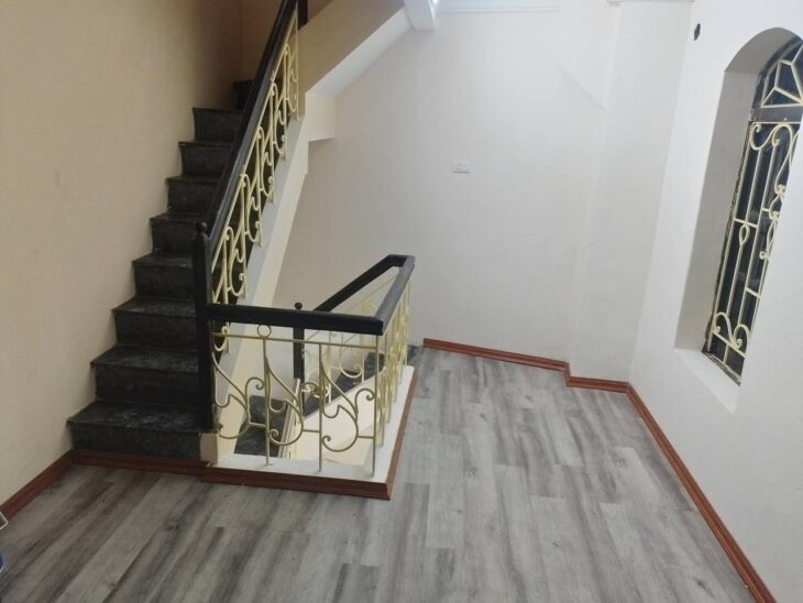 Bán nhà Thịnh Liệt giá 4.5 tỷ, diện tích 23m2, 5 tầng, mặt tiền 3.5m