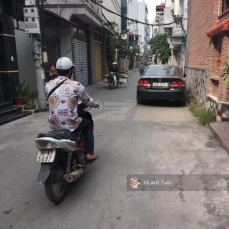 Bán Nhà Ngõ 254 Tam Trinh, 50m ra phố, OTO đỗ cổng,Full Nội Thất, 5 tầng, 4.65 tỷ