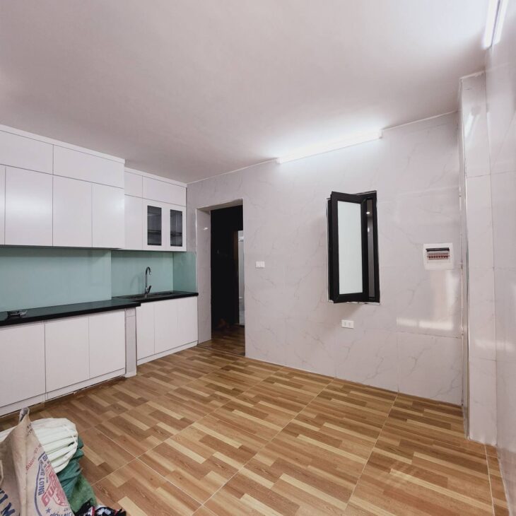 Bán nhà Hoàng Đạo Thành giá 2.8 tỷ, diện tích 56m2, 1 tầng , mặt tiền 4m