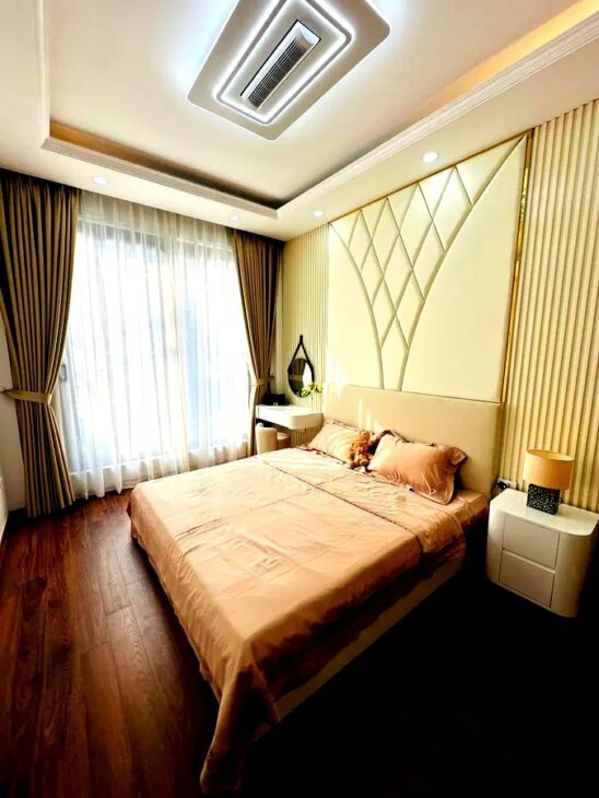 Siêu phẩm nhà mới phố Thọ lão, quận Hai Bà Trưng, hà Nội. Ô tô đỗ cửa 5 tầng 44m2 giá 12.8 tỷ