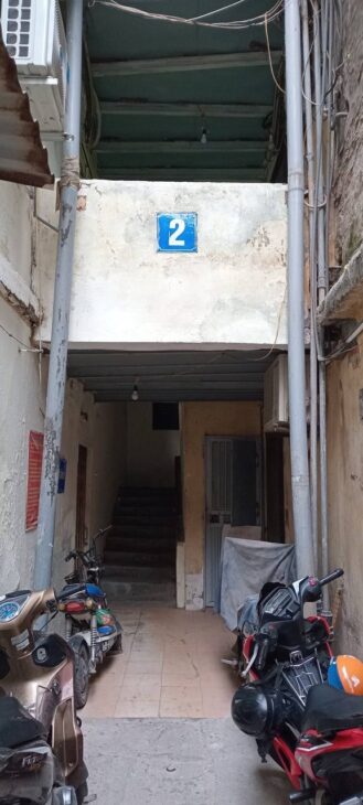 Bán nhà Nguyễn Trãi giá 3.5 tỷ, diện tích 100m2, tầng3, mặt tiền 3.5m