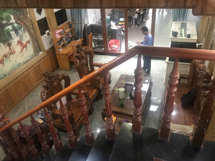 Mặt tiền Vũng Thiện, Tân Đông Hiệp, 5.3×25, 3 tầng BTCT ốp gỗ, Giá bán gấp: 6 tỷ7