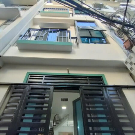 Bán nhà Lạc Long Quân, DT52m2, 5 tầng, 6P. ngủ khép kín, ngõ thông, ôtô qua nhà (chỉ 12.25 tỷ)