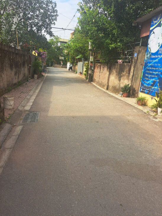 BÁN ĐẤT THÔN GIAO TẤT A, XÃ KIM SƠN , GIA LÂM , 90 M2 ,MT 6M ,Ô TÔ 4 CHỖ , HƠN 3 TỶ