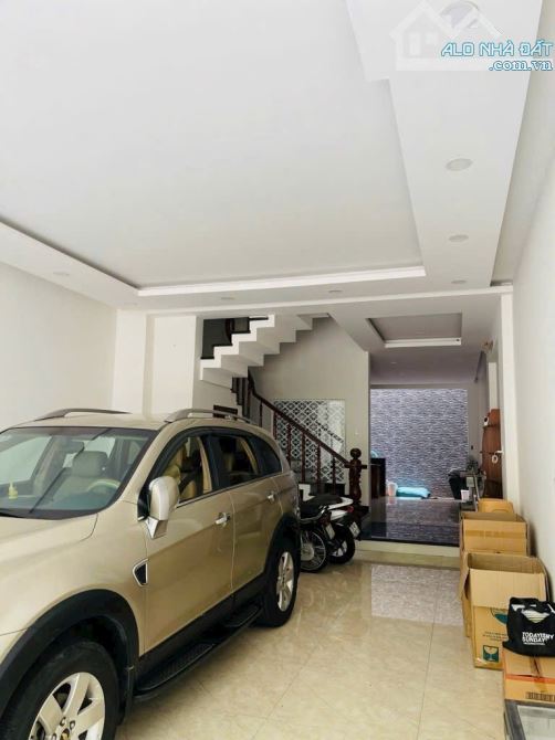 Nhà Mặt Tiền 4 Tầng – Khu TÊN LỬA – 90M2 – Hoàn Công Đủ