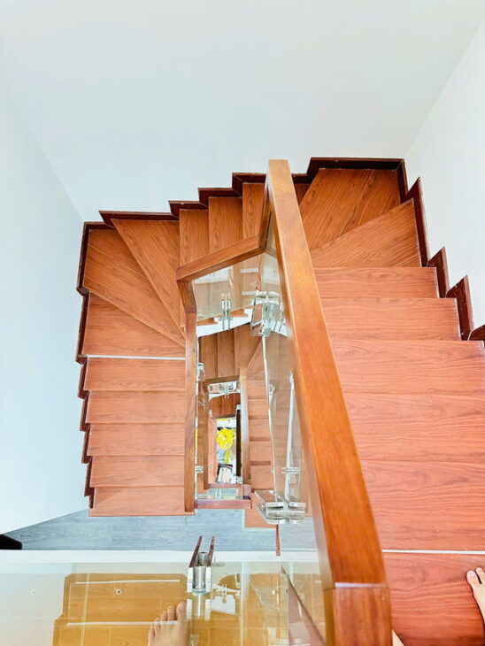 CẦN BÁN TRƯỚC TẾT NHÀ ĐẸP Ở NGAY 42M2*5T, 5PN, TẶNG FULL NỘI THẤT CHỈ 7.2 TỶ.