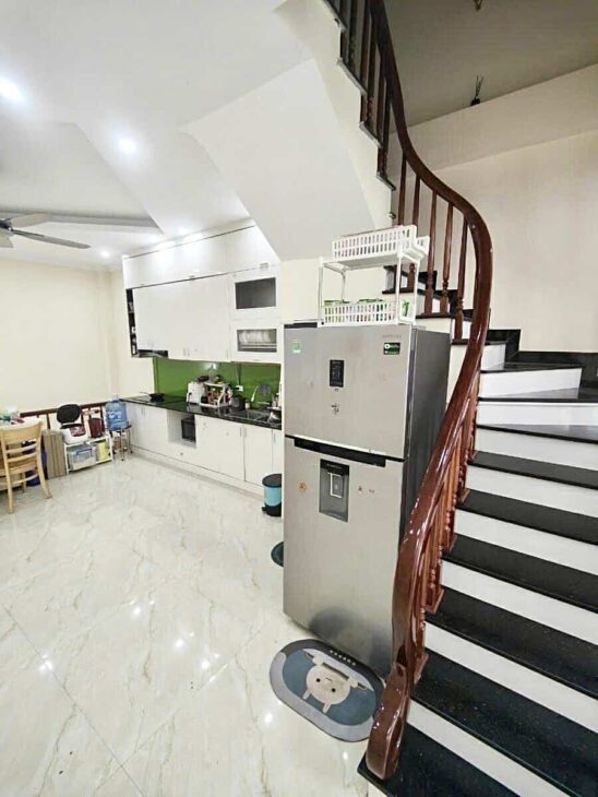 Dừng đây thôi! Chính chủ bán nhà Nguyễn Văn Cừ, gần cầu Chương Dương, gara, 50m2, 13.1 tỷ
