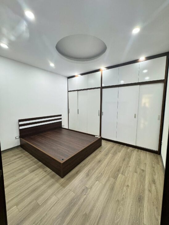 Bán nhà Nguyễn Văn Cừ hộ khẩu Gia Thụy, Long Biên. Full nội thất, an sinh đỉnh, 55m2 * 4T, 10.78 tỷ