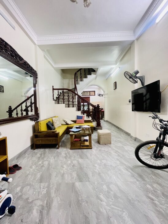 Bán Nhà Trung Tâm Pháo Đài Láng.Tiện Ích hợp tất cả nhu câu..