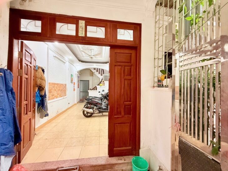 NHÀ ĐẸP KIM GIANG – KHUNG CỘT BÊ TÔNG- CÓ SÂN RỘNG ĐỂ XE-NHỈNH 6 TỶ