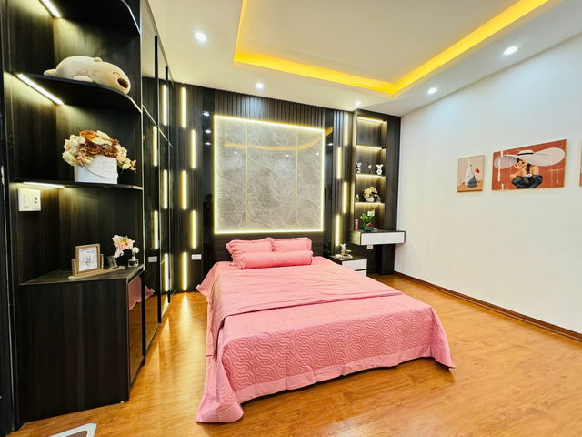 SIÊU PHẨM KHƯƠNG ĐÌNH 40M2*5T, LÔ GÓC FULL NỘI THẤT, SỔ ĐỎ HOA HẬU CHỈ 7.5 TỶ, LH 0975666943.