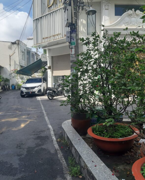 Nhà 3 tầng lô Góc 93m2 có 8 tỷ Phạm Văn Chiêu Phường 9 Gò Vấp Hồ Chí Minh