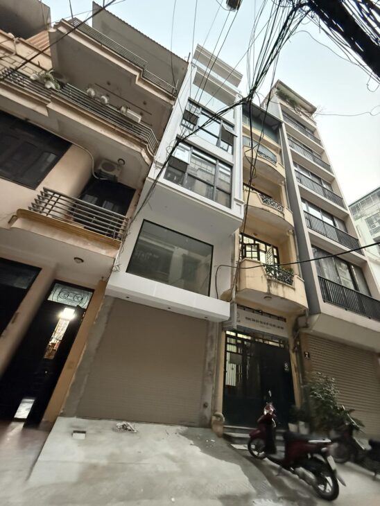 ⚜️ TÒA VĂN PHÒNG 7T THANG MÁY PHỐ VIP HOÀNG CẦU, ĐỐNG ĐA 51M2 MT 4M, CHỈ 25.8 TỶ ⚜️