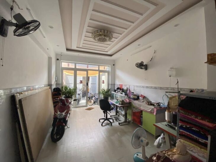 [Ô TÔ NGŨ TRONG NHÀ] – KẾT CẤU 3 TẦNG – ĐƯỜNG NGUYỄN THỊ THẬP – TÂN PHÚ – QUẬN 7