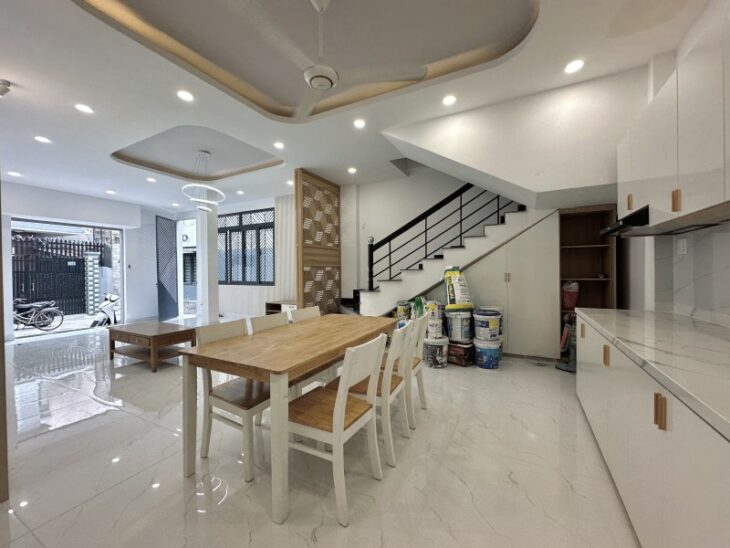 NHÀ NGANG 4 NỞ HẬU 6.5 – 64M² – 4T 4PN 5WC – CHỈ 7.3 TỶ! – THÍCH QUẢNG ĐỨC, PHÚ NHUẬN.