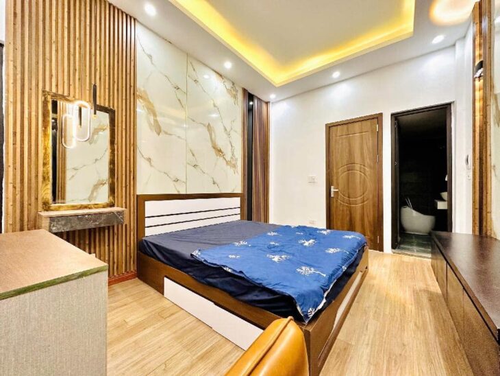 Bán nhà Nam Dư, 36m, 5 tầng, giá hơn 4 tỷ