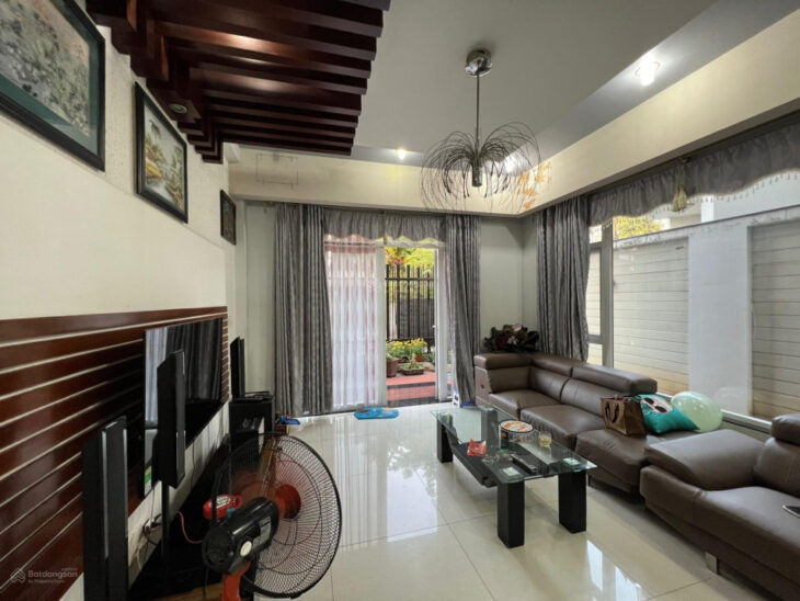 Siêu hiếm phân lô tại Văn Phú 12 tỷ