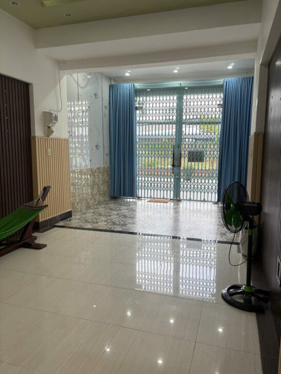 109. Nhà 10 Triệu 3 Phòng Ngủ Gần Vincom Hùng Vương Thuận Lợi Cho Việc KD