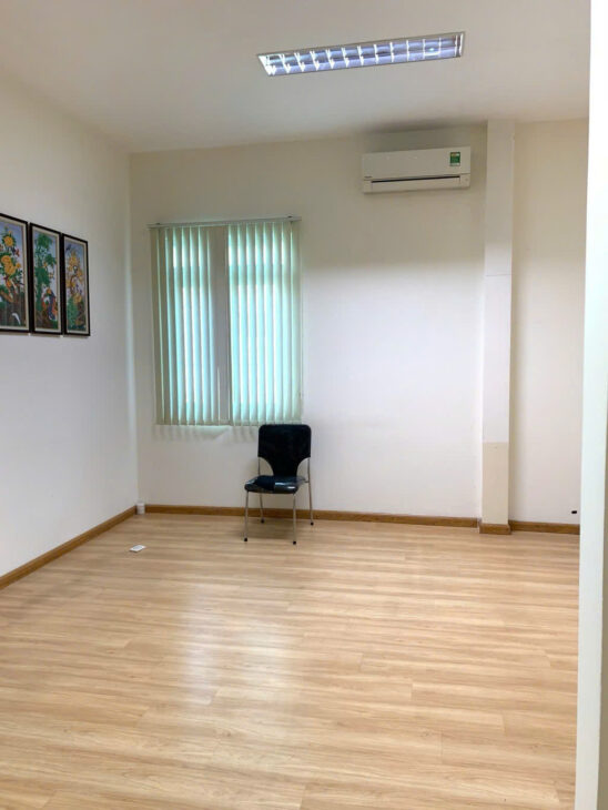 HƠN 200M2 2 TẦNG MẶT TIỀN KHỦNG NÚI THÀNH, VỊ TRÍ ĐẮC ĐỊA HIẾM CÓ, GIÁ TỐT ĐẦU TƯ TỐT.