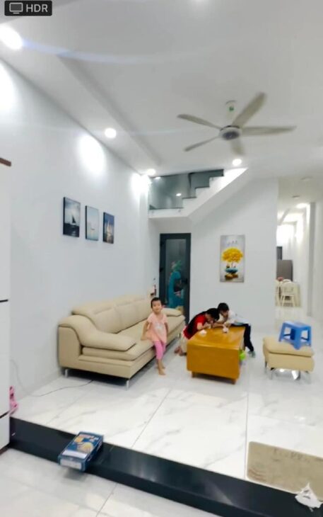 Bán nhà Thạnh Lộc Quận 12 – 5 tầng 330M2 HXH 12M chỉ 5.65 Tỷ Thương lượng