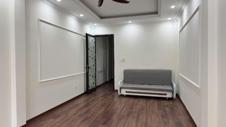 BÁN NHÀ HIẾM NGUYỄN VĂN CỪ, BỒ ĐỀ, LONG BIÊN. THANG MÁY, LEXUS ĐỖ CỬA, 60M2*6T , 10.8 TỶ