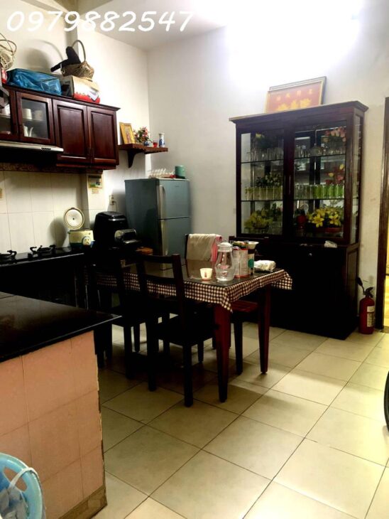 Chủ bán gấp hạ chào luôn 1 tỷ Giá còn: 11.5 tỷ DT: 127m2 – ngay Nguyễn Trung Trực -Bình Thạnh