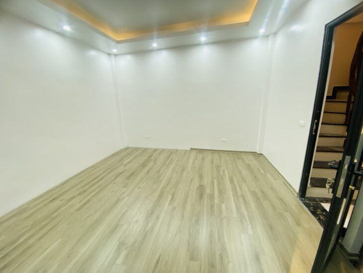 Bán nhà 35m², 5 tầng, 3PN, 3WC, Bùi Xương Trạch, Khương Đình – 7.3 tỷ
