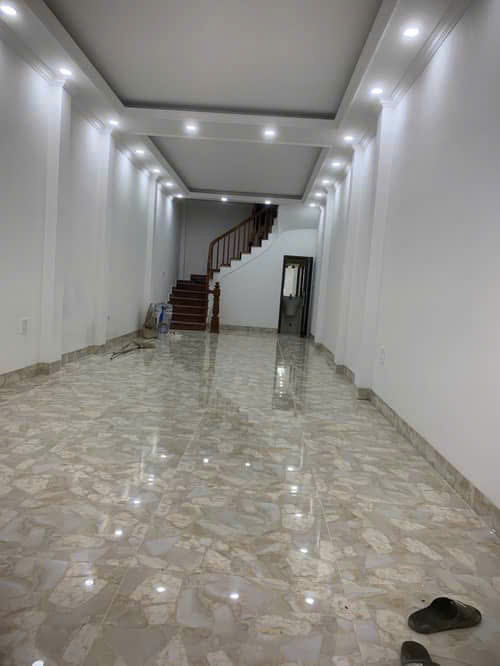 MẶT PHỐ NGUYỄN KHẢ TRẠC – CẦU GIẤY-52M2 x 6T-MT 3.8M-17.5 TỶ-VỈA HÈ-TRƯỚC NHÀ ÔTÔ TRÁNH