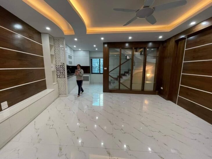 BÁN NHÀ XUÂN LA – TÂY HỒ – PHÂN LÔ CÁN BỘ – GARA ÔTÔ – NHÀ MỚI KOONG, Ở LUÔN – NỞ HẬU (11.9 tỷ)