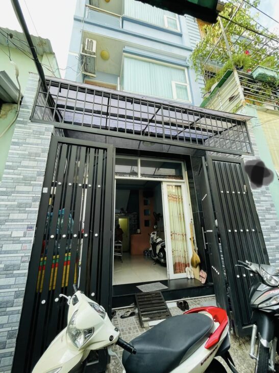 Bán nhà 4.4 tỷ, BTCT, NGUYỄN VĂN ĐẬU, BT, 3 lầu, 3 PN