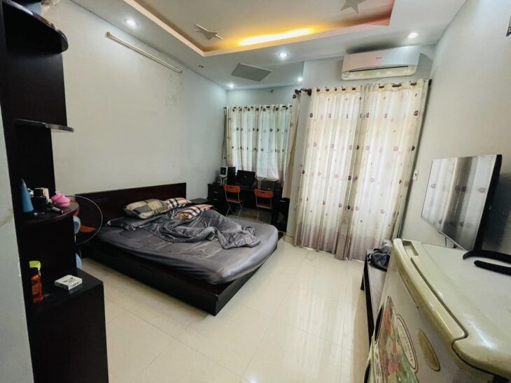 Bán nhà 4.4 tỷ, BTCT, NGUYỄN VĂN ĐẬU, BT, 3 lầu, 3 PN
