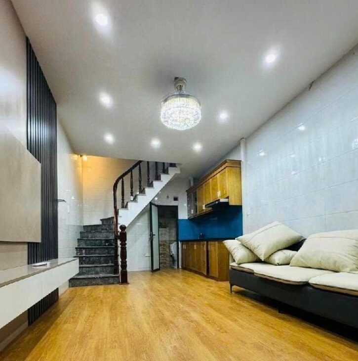 Bán nhà Thanh Liệt, Thanh Trì, tặng full nội thất sịn sò, DTSD 30m2, 4.75 tỷ