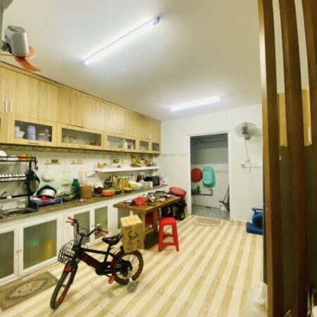 Chỉ 3.9 tỷ bán nhà HUỲNH THỊ HAI, Q12, 65m2, 4.2m X 16m