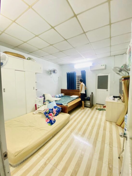 Chỉ 3.9 tỷ bán nhà HUỲNH THỊ HAI, Q12, 65m2, 4.2m X 16m