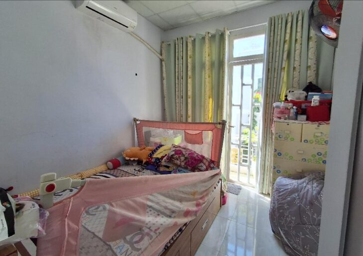 Nhà hẻm 360 Phạm Hữu Lầu, Phước Kiển, Nhà Bè, 3×8, 3 tầng, sổ hồng trao tay, chỉ 2.25 tỉ