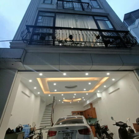 NHÀ MỚI, Ô TÔ VÀO NHÀ PHỐ KIM QUAN THƯỢNG- ĐỨC GIANG, 50M2,5 TẦNG, 5.5M, 11 TỶ.