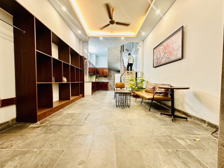 NHÀ DÂN XÂY CỰC CHẮC CHẮN – TRUNG TÂM QUẬN HAI BÀ – KHÁCH VỀ Ở NGAY – VÀI PHÚT RA PHỐ CỔ – AN SINH