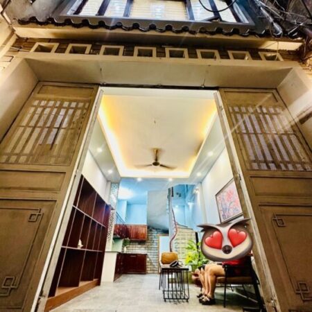 NHÀ DÂN XÂY CỰC CHẮC CHẮN – TRUNG TÂM QUẬN HAI BÀ – KHÁCH VỀ Ở NGAY – VÀI PHÚT RA PHỐ CỔ – AN SINH