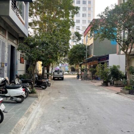 Rẻ nhất tại KĐT Văn Khê phân lô kinh doanh 14 tỷ.