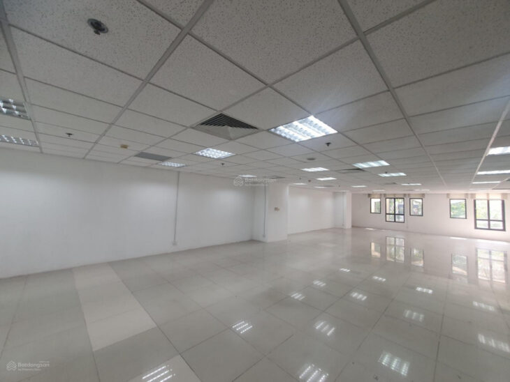 Cho thuê văn phòng hạng A tại V – building trung tâm quận Hai Bà Trưng DT 160m2 bàn giao đầy đủ
